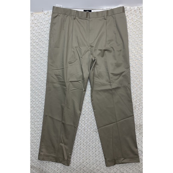 Dockers D3 Dress Pants Mens 38x32 Beige Pleated Classic Fit Straight Leg - Picture 1 of 11